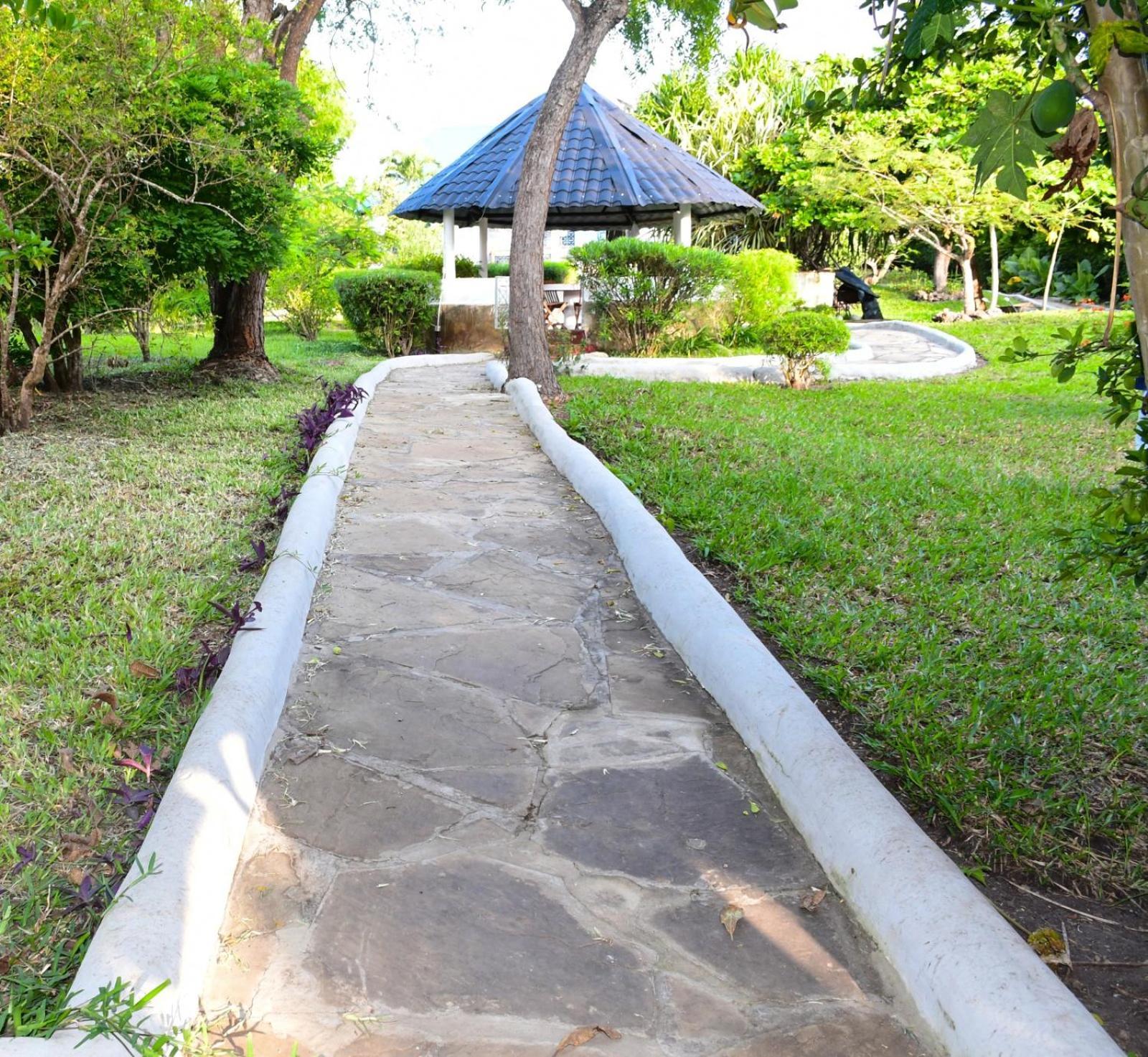 Garden House 2 Villa Ukunda Exterior photo